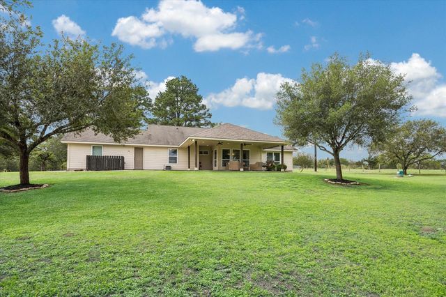 1791 Fm 2434, Weimar, TX 78962