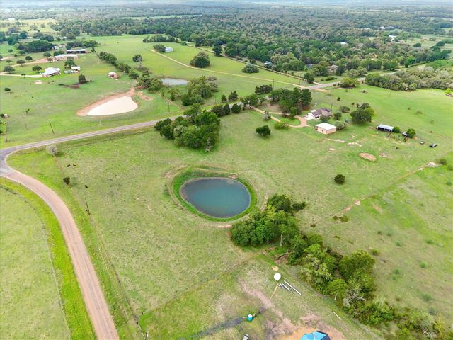 1791 Fm 2434, Weimar, TX 78962