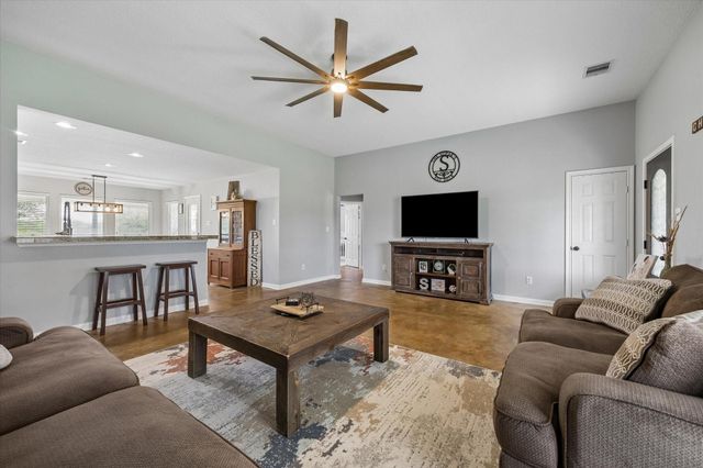 1791 Fm 2434, Weimar, TX 78962