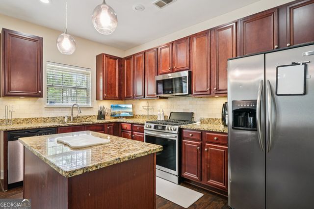 370 Windsor Way, Fairburn, GA 30213