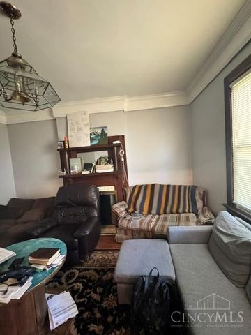 229 Dorchester Avenue, Cincinnati, OH 45219
