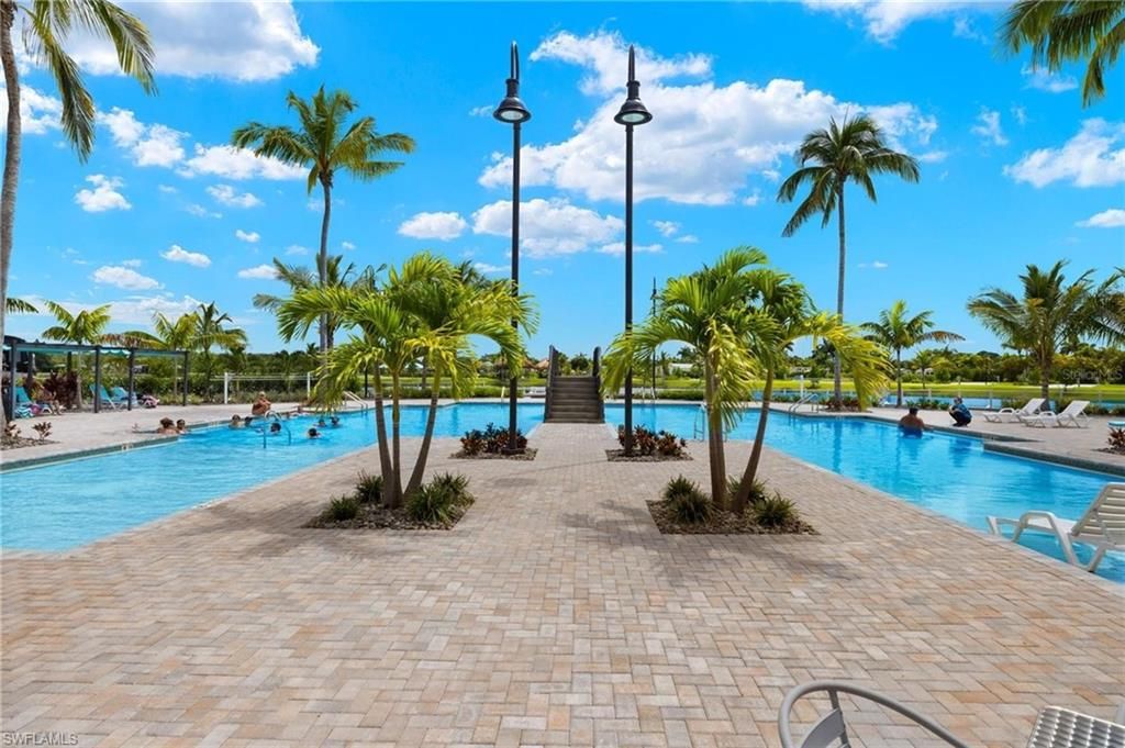 5593 Laguna Caribe CIR, FORT MYERS, FL 33905 — photo 2