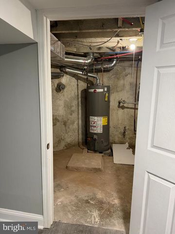 5413 GAINOR RD, Philadelphia, PA 19131