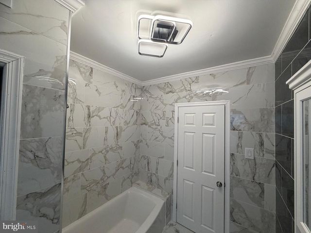 5413 GAINOR RD, Philadelphia, PA 19131