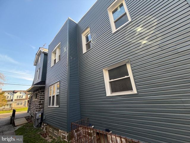 5413 GAINOR RD, Philadelphia, PA 19131