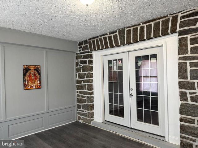 5413 GAINOR RD, Philadelphia, PA 19131