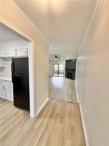 133 Columbine Drive 118, Winston-salem, NC 27106