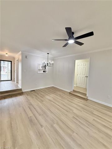 133 Columbine Drive 118, Winston-salem, NC 27106