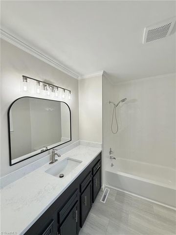 133 Columbine Drive 118, Winston-salem, NC 27106