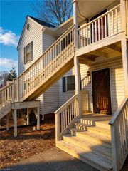 133 Columbine Drive 118, Winston-salem, NC 27106
