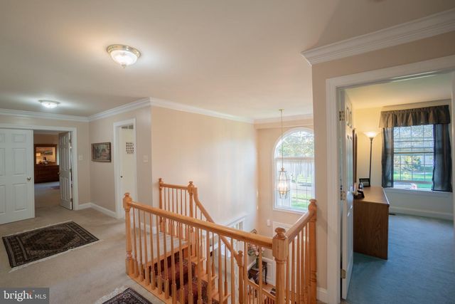 1066 N KIMBLES RD, Yardley, PA 19067