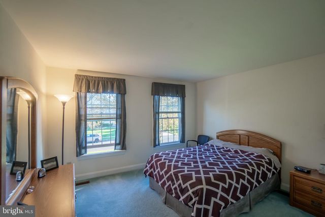1066 N KIMBLES RD, Yardley, PA 19067