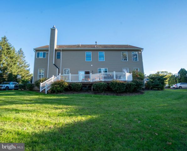 1066 N KIMBLES RD, Yardley, PA 19067