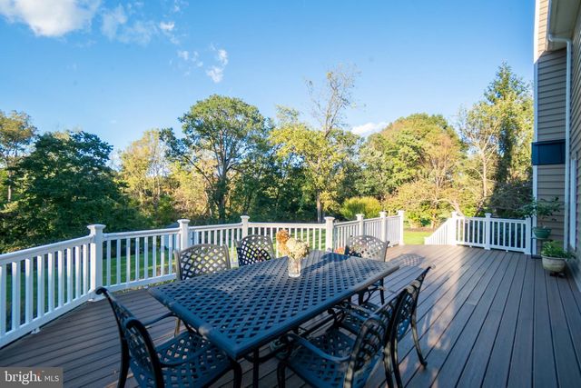 1066 N KIMBLES RD, Yardley, PA 19067