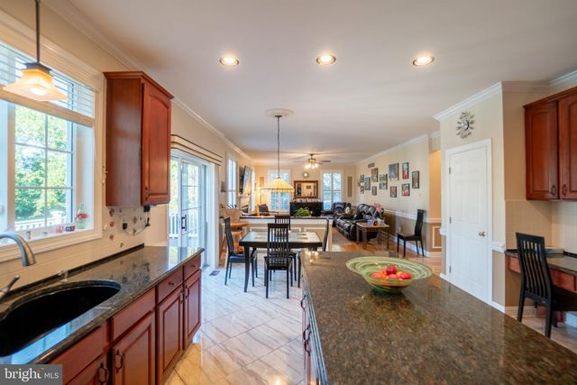 1066 N KIMBLES RD, Yardley, PA 19067