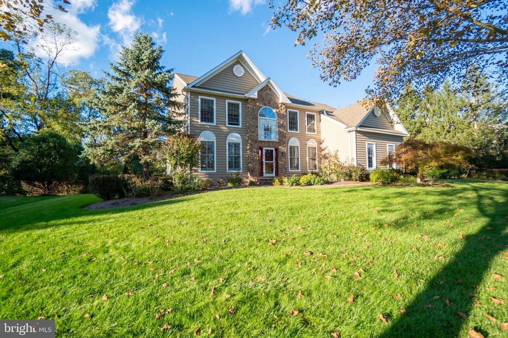 1066 N KIMBLES RD, YARDLEY, PA 19067 — exterior