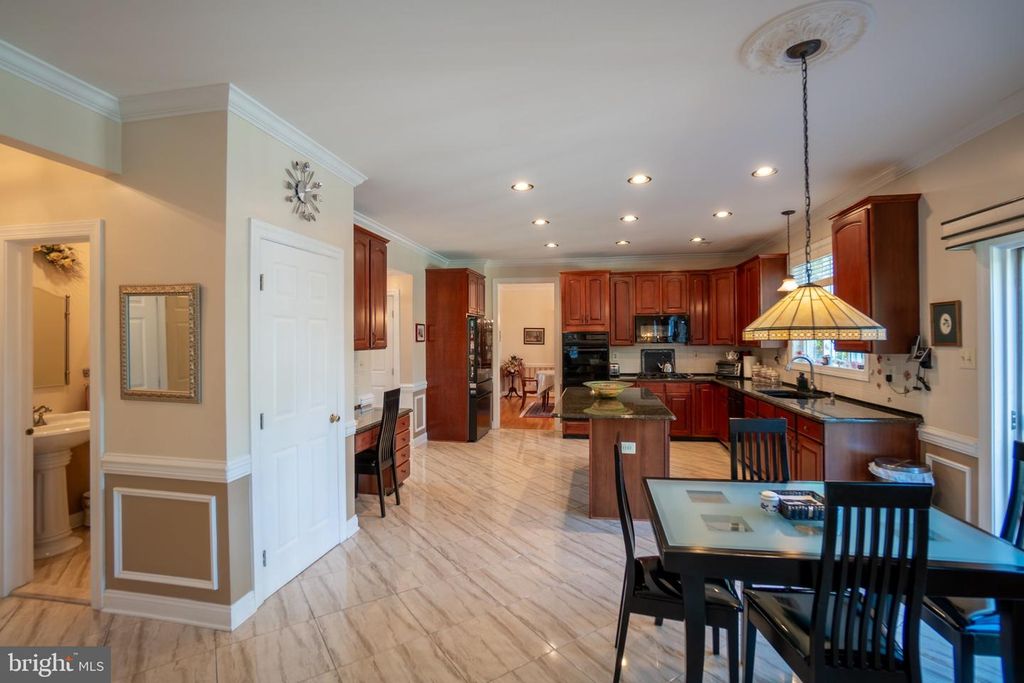 1066 N KIMBLES RD, YARDLEY, PA 19067 — photo 5