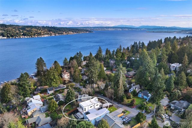 4224 NE 124th Street, Seattle, WA 98125