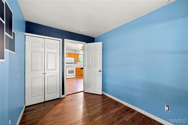 1745 Foley Drive, St Louis, MO 63136