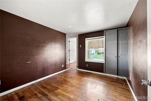 1745 Foley Drive, St Louis, MO 63136
