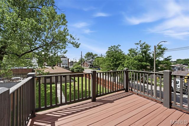 3890 McDonald Avenue, St Louis, MO 63116