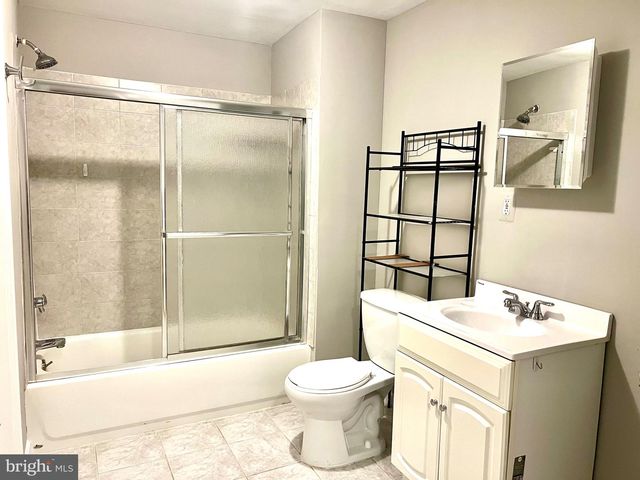 3039 TALKING ROCK DR, Fairfax, VA 22031