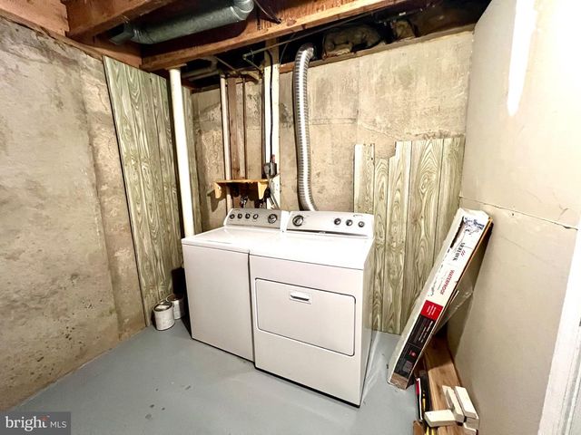 3039 TALKING ROCK DR, Fairfax, VA 22031