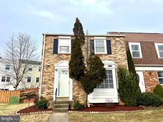 3039 TALKING ROCK DR, Fairfax, VA 22031