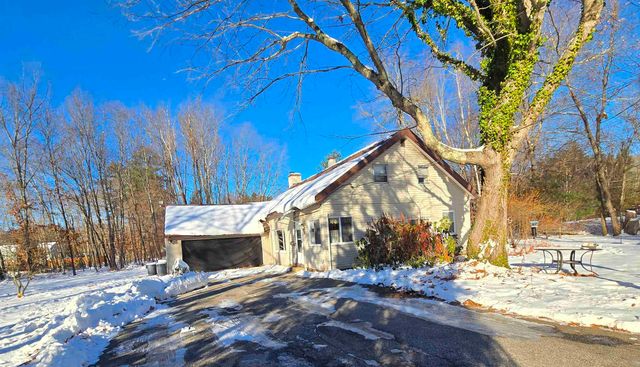 3 Carter Road, Merrimack, NH 03054