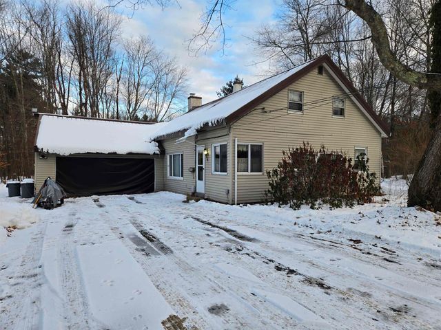 3 Carter Road, Merrimack, NH 03054