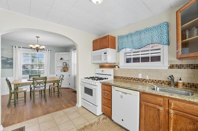 7024 Ohio Avenue, Deer Park, OH 45236