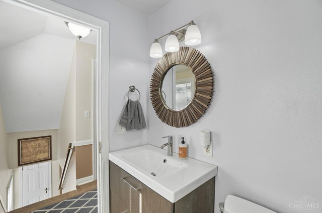 7024 Ohio Avenue, Deer Park, OH 45236