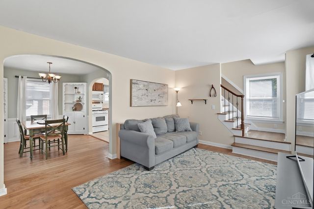 7024 Ohio Avenue, Deer Park, OH 45236