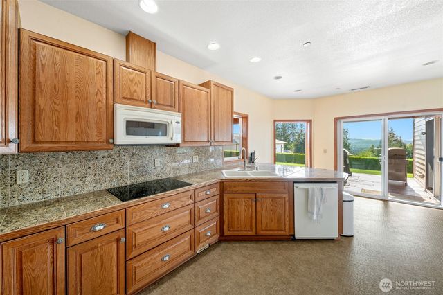 142 Nugget Drive, Centralia, WA 98531