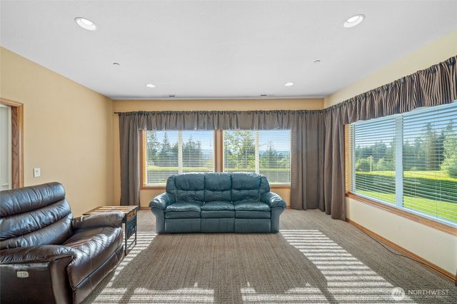 142 Nugget Drive, Centralia, WA 98531