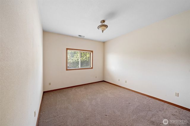 142 Nugget Drive, Centralia, WA 98531