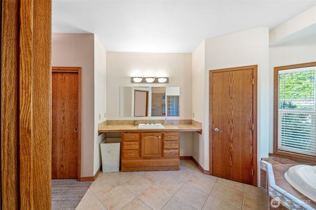 142 Nugget Drive, Centralia, WA 98531