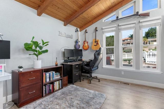 1005 Acorn Drive, Arroyo Grande, CA 93420