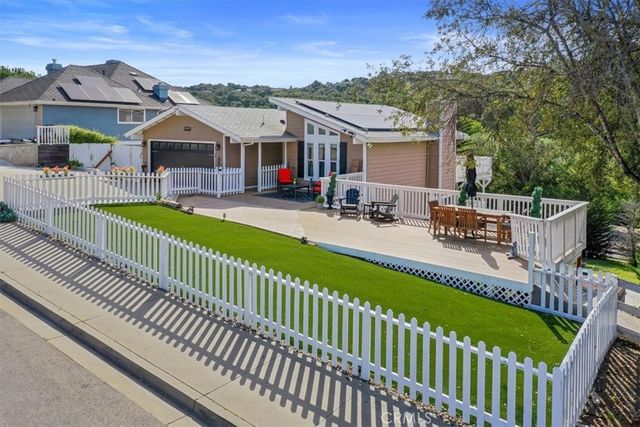 1005 Acorn Drive, Arroyo Grande, CA 93420
