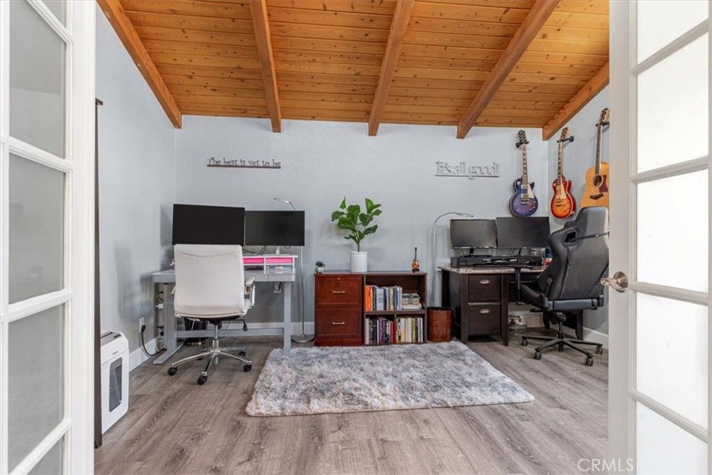 Image 12 of property listing at 1005 Acorn Drive, Arroyo Grande, CA 93420