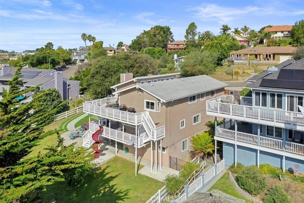 Image 3 of property listing at 1005 Acorn Drive, Arroyo Grande, CA 93420