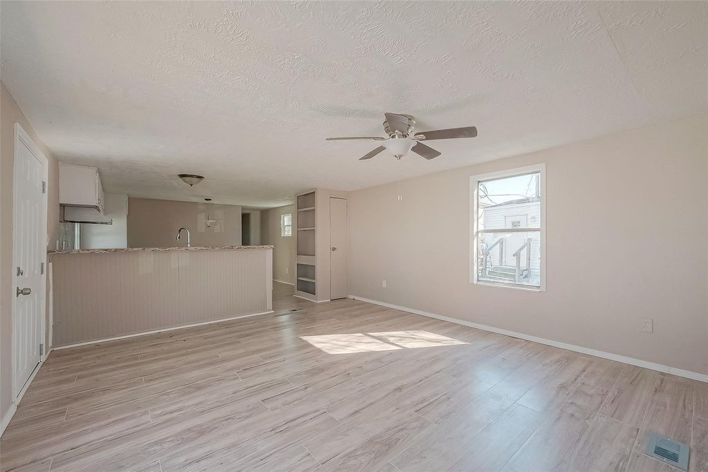 13253 Enchanted Court, Willis, TX 77318