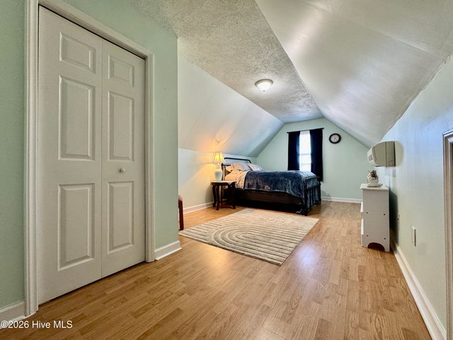 100 Kenmore Court, New Bern, NC 28560