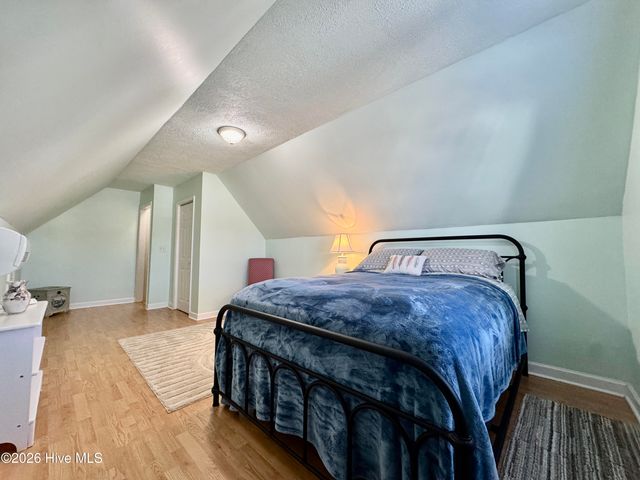 100 Kenmore Court, New Bern, NC 28560