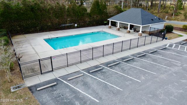 100 Kenmore Court, New Bern, NC 28560