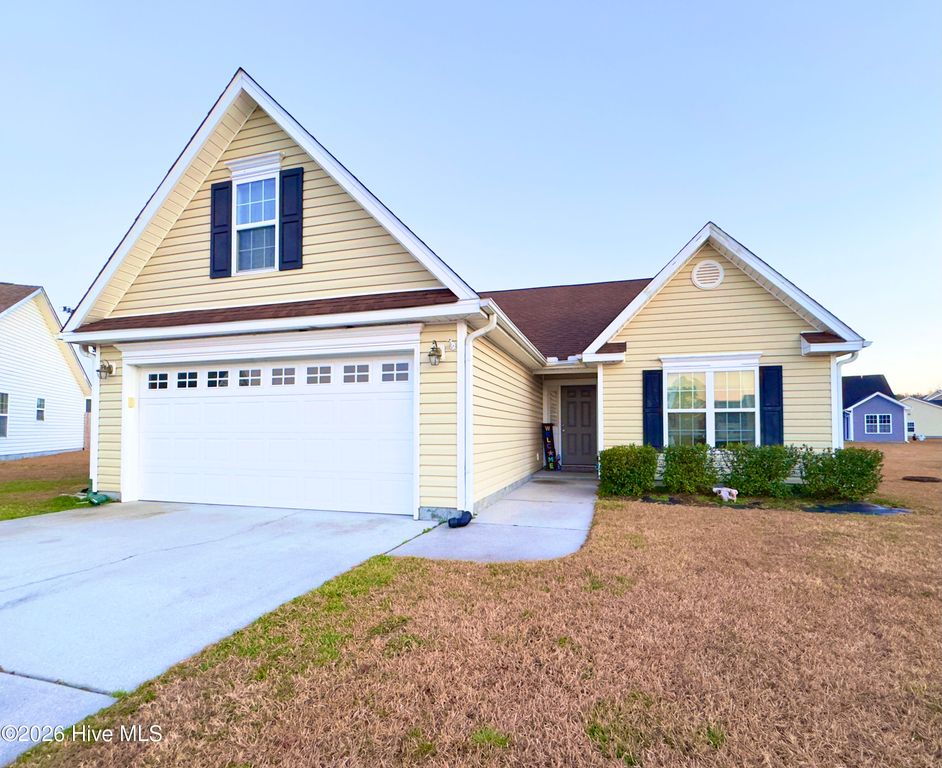 100 Kenmore Court, New Bern, NC 28560