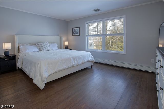 5 Shelley Ct, Sparta Twp., NJ 07871