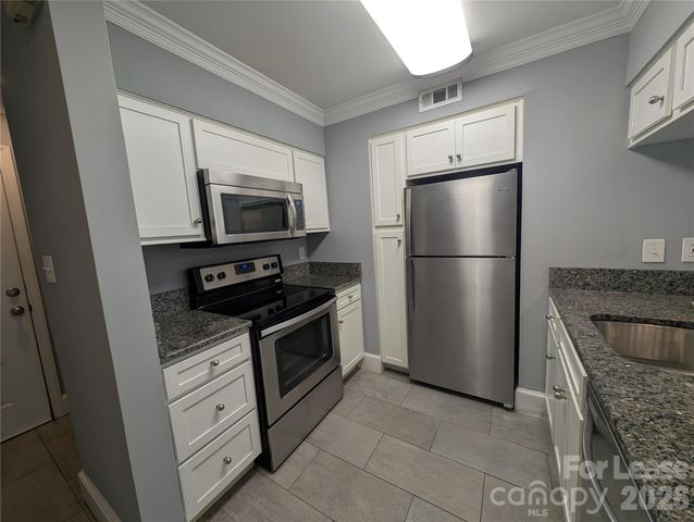 306 S Cedar Street 6, Charlotte, NC 28202