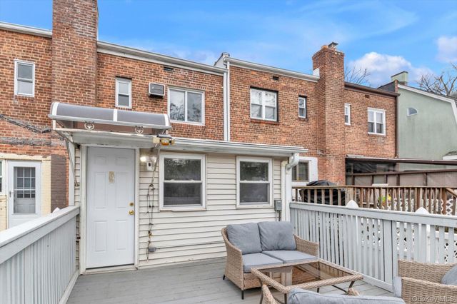 7-20 160th Street, Whitestone, NY 11357