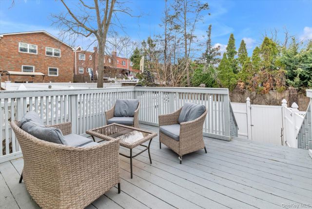 7-20 160th Street, Whitestone, NY 11357